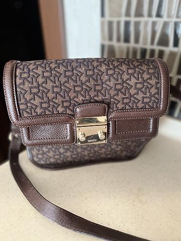 Çantalar: DKNY çiyin çantası – qəhvəyi monoqram naxışlı - Model: DKNY logo — 4