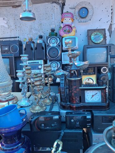 Digər texniki əl alətləri: Qarışıq köhnə əşyalar və alətlər dəsti Məhsulun tərkibi (şəkillərdə — 12