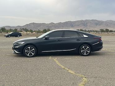корейский опалобки: Kia K8: 2022 г., 1.6 л, Автомат, Гибрид, Седан — 2
