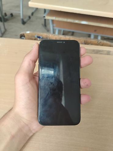 Apple iPhone: IPhone Xs, 64 GB, Qara, Face ID — 8