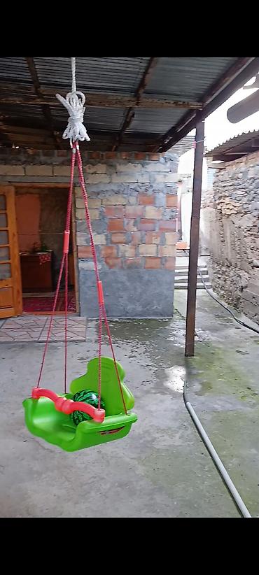 hovsanda ucuz ev satilir: 3 otaqlı, 200 kv. m, Kredit yoxdur, Orta təmir — 3