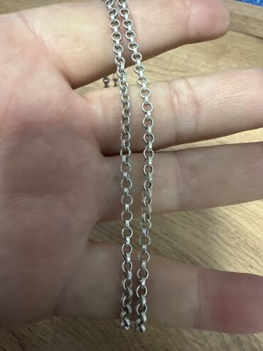 кошелек кожанный: Брошь, Аялдарга, Колдонулган