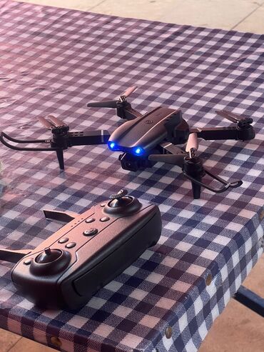 video player: Ideal vezyetdedi hec bir prablemi yoxdu dual kameradi ozunun WIFI var