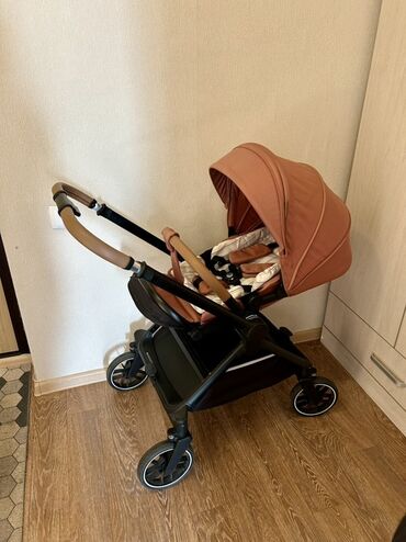 детская коляска pierre cardin: Коляска, цвет - Коричневый, Б/у