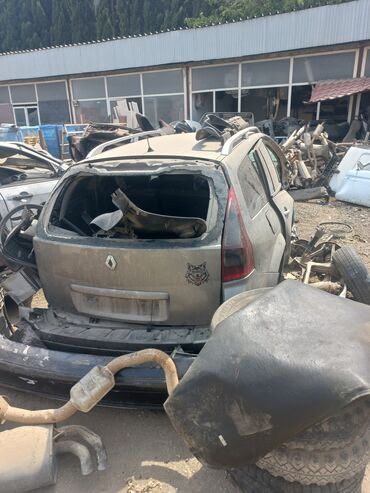 gence ev: Renault Megane model avtomobil üçün ehtiyat hissələri. Bu hissələr
