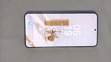 Samsung: Samsung Galaxy S25, Б/у, 256 ГБ, цвет - Зеленый, 1 SIM — 4