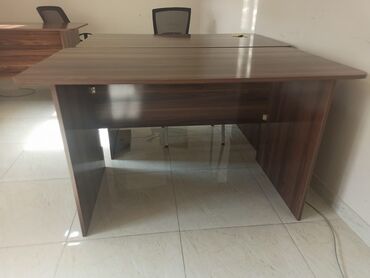 Mətbəx mebeli: Mebel dəsti – mətbəx/iş otağı üçün Tərkib: - Alt tumbalı şkaf: sol — 14