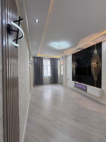 alçıpan tavan modelleri: Modern dizayna malik, zövqlə yenilənmiş mənzil interyeri. - Zalda — 2