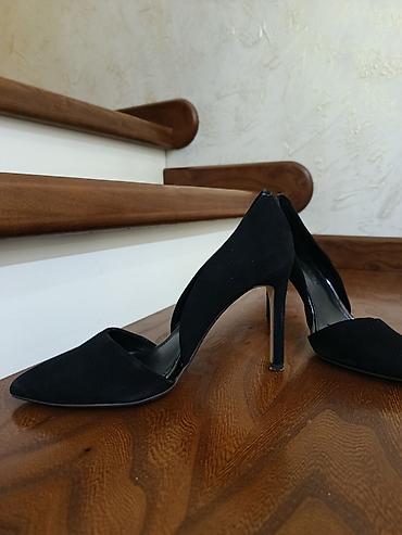 foot patch: Туфли, 36.5, Banana Republic, Б/у, цвет - Черный, Самовывоз — 2