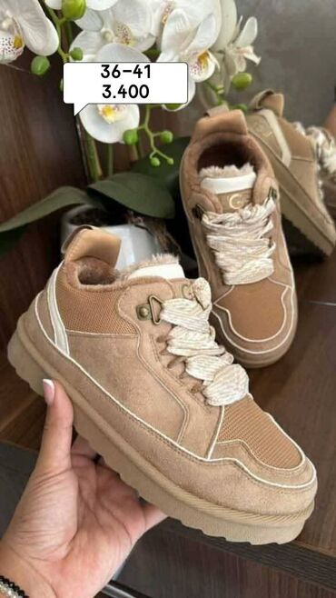 Women's Sneakers and athletic shoes: UGG, 37, bоја - Šareno — 5