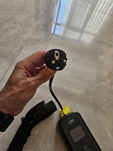ev charger: Daşına bilən EV şarj cihazı – Cars For AZE Xüsusiyyətlər: - Tip 2 — 5