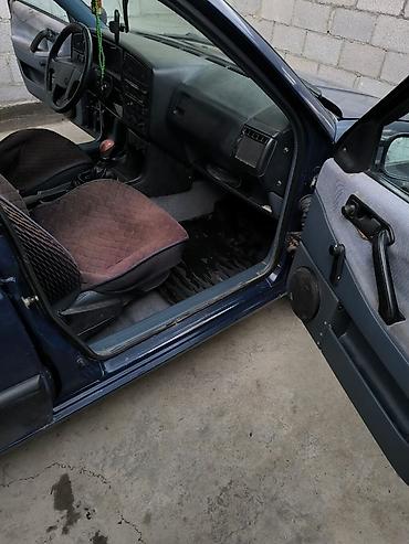 стекло гольф 2: Volkswagen Passat Variant: 1991 г., 1.8 л, Механика, Бензин, Универсал — 3