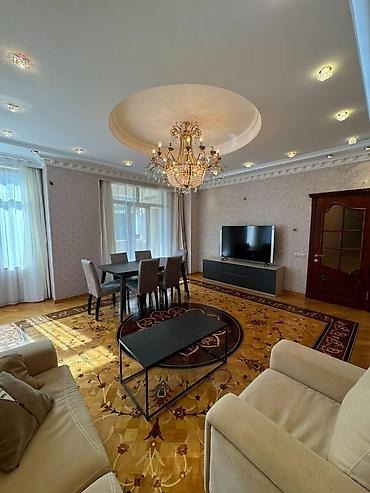 zığda ev: İcarəyə verilir 3 otaqlı yeni tikili 100 m², İçəri Şəhər m. 1 200 — 3