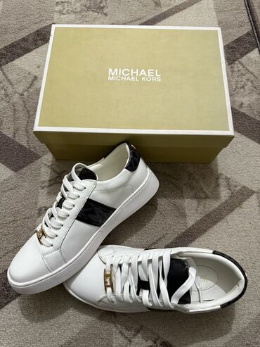 майкл корс кроссовки женские цена: Кроссовки Michael Michael Kors - Модель: низкие кеды из коллекции