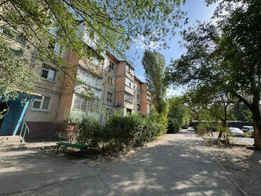 104 серия квартиры: 1 бөлмө, 32 кв. м, 104-серия, 4 кабат, Косметикалык ремонт