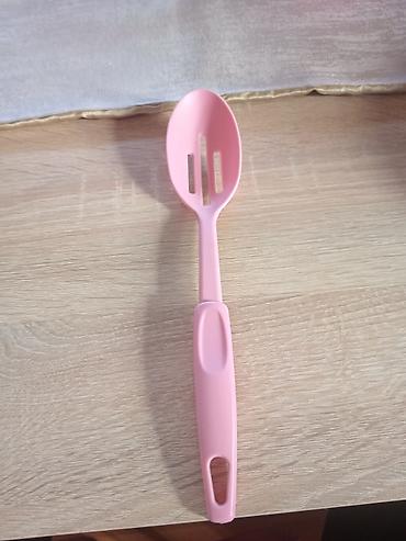 Kompleti posuđa: Komplet posuđa i kuhinjskog pribora – roze - Posuđe: tri — 6