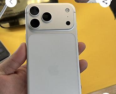 Apple iPhone: IPhone 17 Pro Max, Б/у, White Titanium — 2