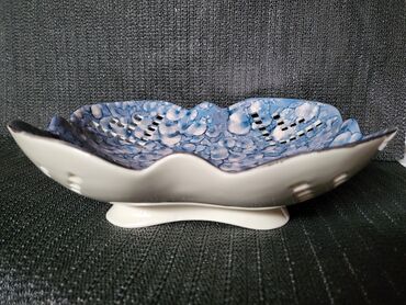 Kuhinjski setovi: Cinija nova sa stopama Fena porcelan Nemacka. 70te. Boja — 7