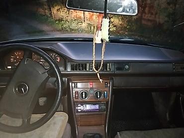 mercedes a class: Mercedes-Benz W124: 1990 г., Механика, Седан — 8
