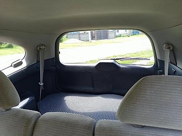 полу присеп: Honda Stream: 2002 г., Бензин, Минивэн — 10