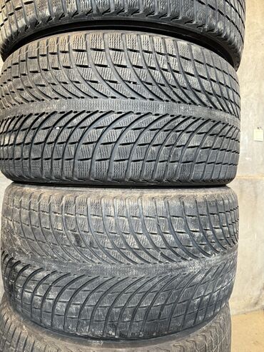 Шины: Шины 295 / 35 / R 21, Зима, Б/у, Комплект, Легковые, Германия, Michelin