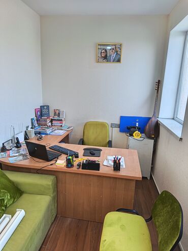 Ofis dəst mebeli: Ofis üçün L formalı iş masasının dəsti - Material: taxta/laminat — 3