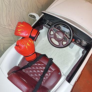 kabriolet: Uşaq üçün elektrikli minik maşını – kabriolet tipli, ağ korpus və — 2