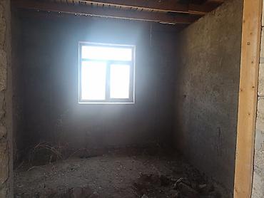 Həyət evləri və villaların satışı: Satılır – həyət evi - Tikinti: daş divarlar, metal dam örtüyü, beton — 8