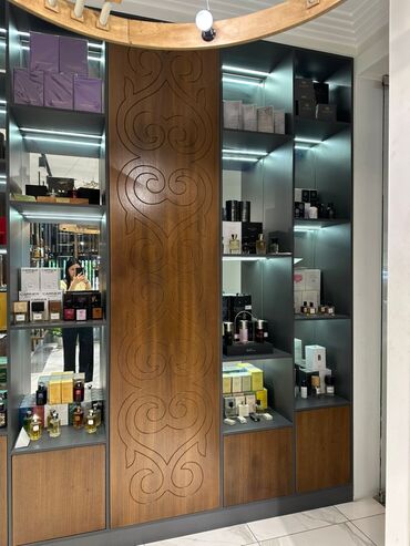 каркасные бассейны б у: Продаю от парфюмерного бутика мебель витрины полки ресепшен всё что