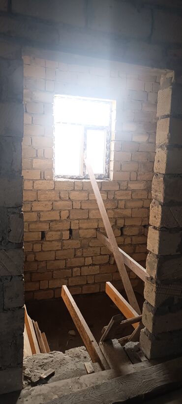 Həyət evləri və villaların satışı: 5 otaqlı, 160 kv. m, Kredit yoxdur, Təmirsiz — 5