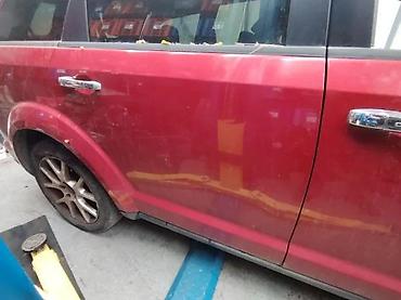 midnight boja: Fiat Freemont zadnja desna vrata crvena. Fiat Freemont zadnja desna — 2