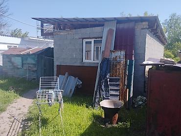 по советской: Продаю дом находится Ново-Павловке, ориентир ул. Советская пересекает — 4