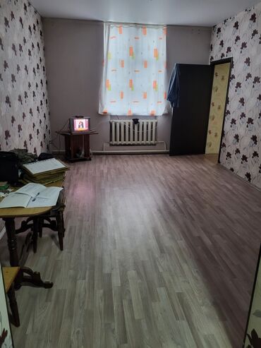 сталинка квартира: 3 комнаты, 58 м², Сталинка, 2 этаж