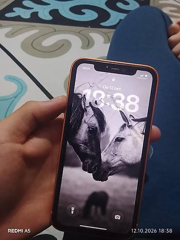 Чехлы: Оранжевый чехол-накладка для смартфона в стиле iPhone с блоком камер и — 5