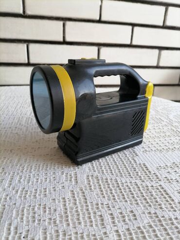 Lov i ribolov: Retro baterijska lampa - stara preko 20 godina Stara sigurno — 5