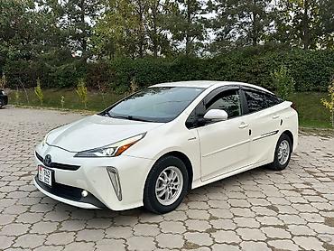 тоето приус: Toyota Prius: 2019 г., 1.8 л, Вариатор, Гибрид, Хэтчбэк — 7