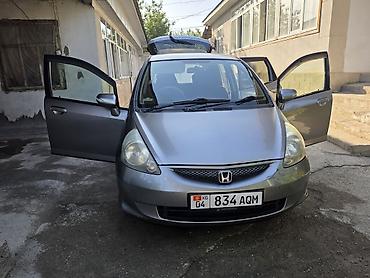 bud e9: Honda Fit: 2004 г., 1.3 л, Вариатор, Бензин, Хэтчбэк — 1
