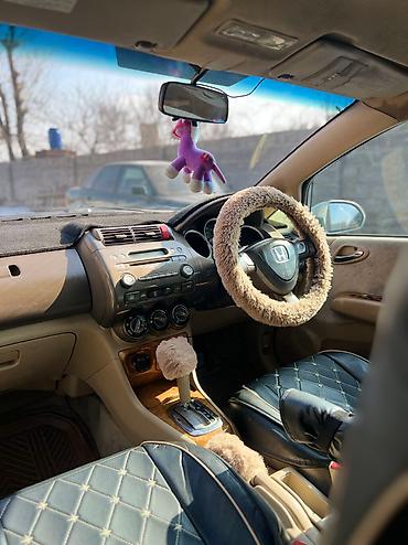 Honda: Honda Fit Aria: 2003 г., 1.5 л, Вариатор, Бензин, Седан — 7