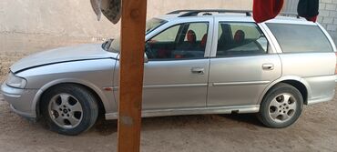 Opel: Opel Vectra: 1999 г., 1.6 л, Механика, Бензин, Универсал — 8