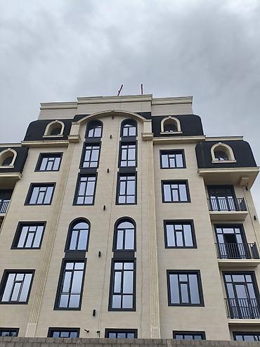возле гор: 1 комната, 47 м², Элитка, 4 этаж, ПСО (под самоотделку) — 3