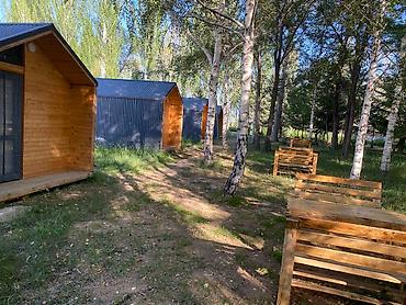 Иссык-Куль 2026: Коттедж, барн хаус ЦО Рахат, Кара-Ой (Долинка), Охраняемая территория, Парковка, стоянка — 4