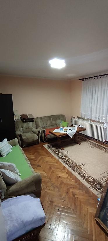 garaze: U stanu je prošle godine odrađena komplet kvalitetna pvc — 5