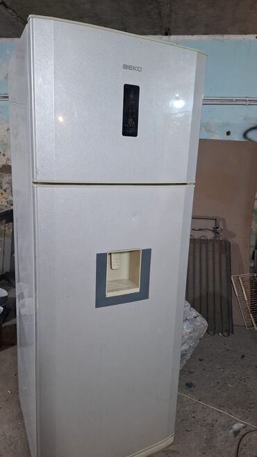 qaz plitələri ikinci el: 2 qapılı Beko Soyuducu Satılır, rəng - Boz, Dispenserli