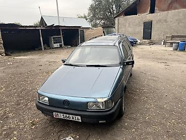 Volkswagen Passat Variant: 1990 г., 1.8 л, Бензин, Универсал