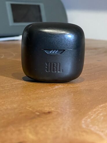 jbl tune 510bt: Продам наушники от (JBL) “zero Noise” Есть небольшая трещина на верху