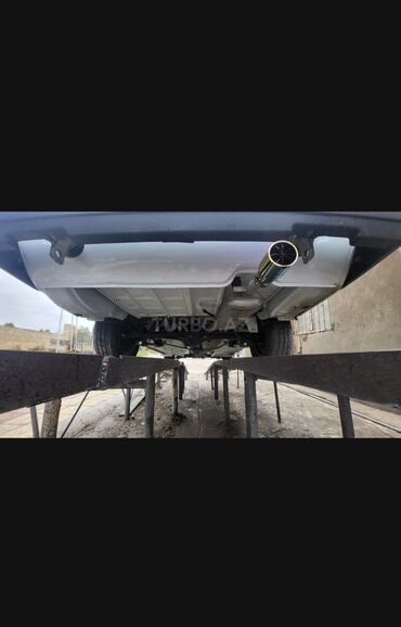 VAZ (LADA): Model: Lada vaz (VAZ 2107) Kuzov: sedan, 4 qapı Rəng: ağ Yanacaq — 12