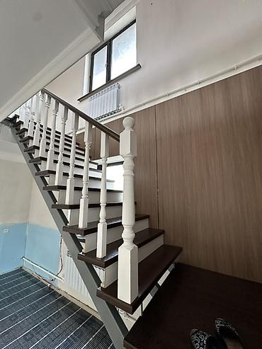 Продажа коттеджей и домов: Срочно срочно 🔥🔥🔥 Продаю дом г. Бишкек. Район верхний Токольдош, ул — 9