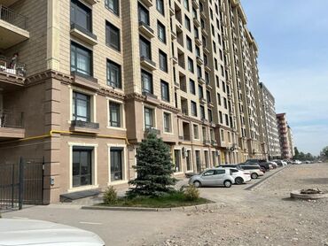 Офисы: Сдаю Офис, 148 м², В жилом комплексе