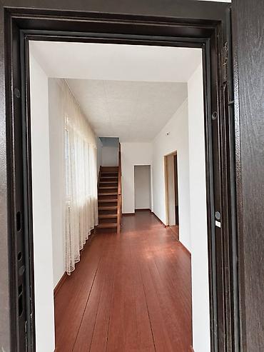 Продажа коттеджей и домов: 3 комнаты, 100 м², 5 соток, Таш-Добо, Собственник — 12