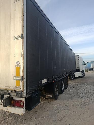 mersedes e 500: Прицеп, Schmitz Cargobull, Шторный, Б/у — 4